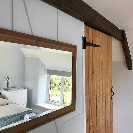 Charming Modernized Country Cottage Near Mere, Wiltshire Mere  Exterior photo